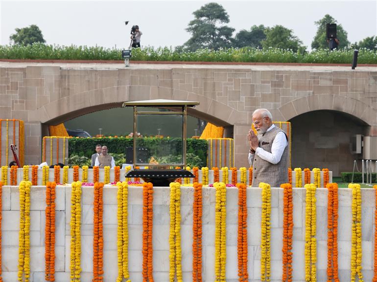 PM performing parikrama at the Samadhi of Mahatma Gandhi on the occasion of Gandhi Jayanti at Rajghat, in Delhi on October 02, 2025.