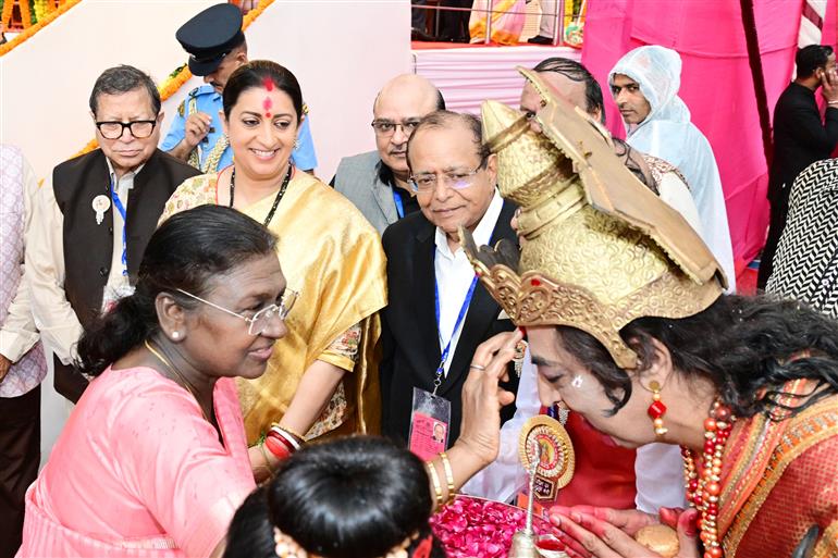 The President of India, Smt Droupadi Murmu graced the Dussehra festival celebrations organized by the Shri Dharmik Leela Committee at Red Fort, in Delhi on October 02, 2025.