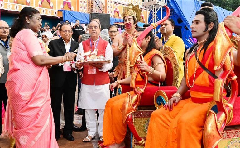 The President of India, Smt Droupadi Murmu graced the Dussehra festival celebrations organized by the Shri Dharmik Leela Committee at Red Fort, in Delhi on October 02, 2025.