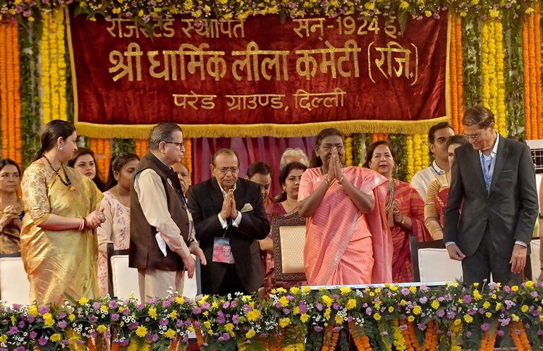 The President of India, Smt Droupadi Murmu graced the Dussehra festival celebrations organized by the Shri Dharmik Leela Committee at Red Fort, in Delhi on October 02, 2025.