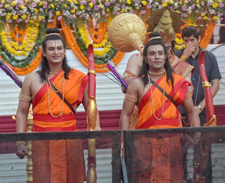 Glimpses of the Dussehra festival celebrations organized by the Shri Dharmik Leela Committee at Red Fort, in Delhi on October 02, 2025. The President of India, Smt Droupadi Murmu graced the event.