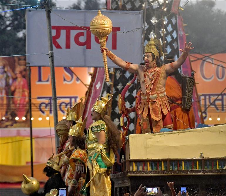 Glimpses of the Dussehra festival celebrations organized by the Shri Dharmik Leela Committee at Red Fort, in Delhi on October 02, 2025. The President of India, Smt Droupadi Murmu graced the event.