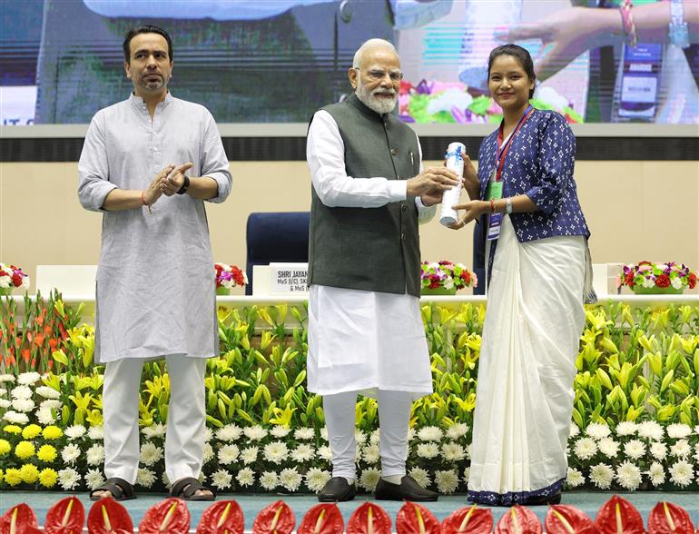 PM graced the Kaushal Deekshant Samaroh held on the sidelines of the unveils of various youth-focused initiatives at Vigyan Bhawan, in New Delhi on October 04, 2025.