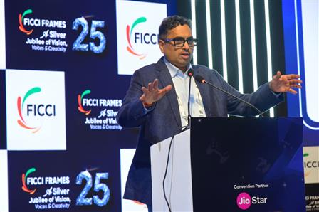 Shri Sanjay Jaju, Secretary, Ministry of Information and Broadcasting, addressing the gathering at the FICCI Frames event in Mumbai