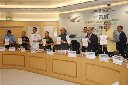 The Union Minister for Defence, Shri Rajnath Singh inaugurates the National Conference, in New Delhi on October 07, 2025.