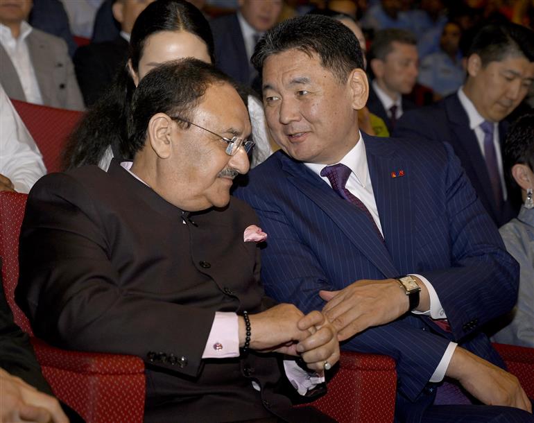 The President of Mongolia Mr. Khurelsukh Ukhnaa, Cultural welcome at Bharat Mandapam, in New Delhi on October 15, 2025. The Union Minister of Health and Family Welfare and Chemicals and Fertilizers, Shri Jagat Prakash Nadda also Present on the occasion.
