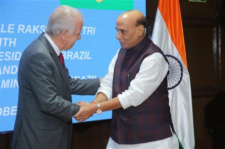 The Union Minister for Defence, Shri Rajnath Singh receiving the Vice President of Brazil Mr Geraldo Alckmin and Defence Minister of Brazil Mr. Jose Mucio Monteiro Filho ahead of their meeting, in New Delhi on October 15, 2025.