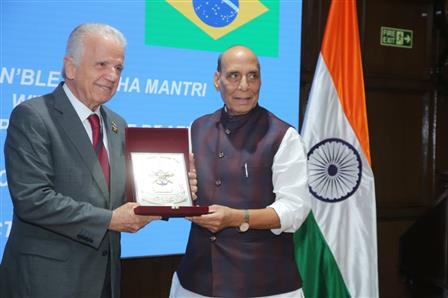 The Union Minister for Defence, Shri Rajnath Singh receiving the Vice President of Brazil Mr Geraldo Alckmin and Defence Minister of Brazil Mr. Jose Mucio Monteiro Filho ahead of their meeting, in New Delhi on October 15, 2025.