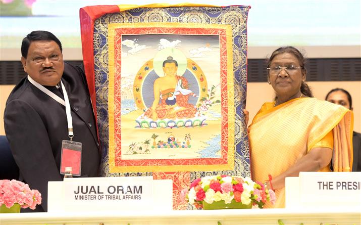 The President of India, Smt Droupadi Murmu attends the National Conclave on ‘Adi Karmayogi Abhiyan’ at Vigyan Bhawan, in New Delhi on October 17, 2025.