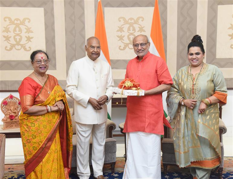 The Vice-President, Shri C. P. Radhakrishnan warmly received former President of India, Shri Ram Nath Kovind and his family at the Vice-President’s Enclave, as they exchanged Deepawali greetings, in New Delhi on October 19, 2025.