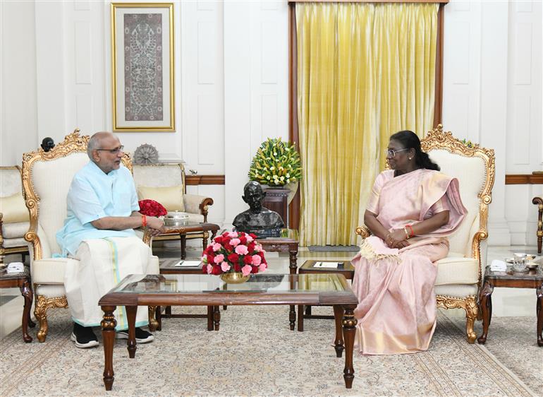 The Vice-President of India & Chairman of the Rajya Sabha, Shri C. P. Radhakrishnan called on the President of India, Smt Droupadi Murmu and exchanged Deepawali greetings at Rashtrapati Bhavan, in New Delhi on October 20, 2025.