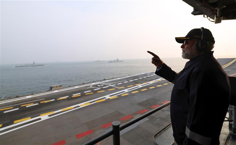 PM witnesses spectacular Air Power Demo at INS Vikrant on October 20, 2025.