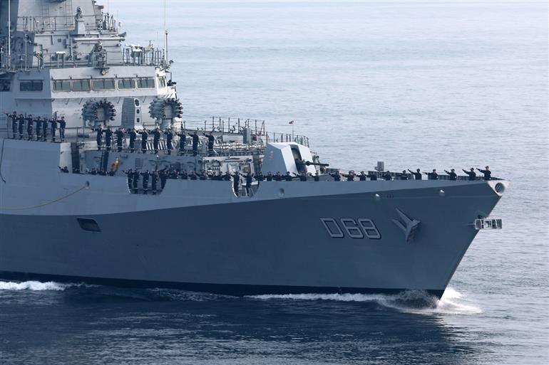 PM witnesses Steampast and Flypast at INS Vikrant on October 20, 2025.