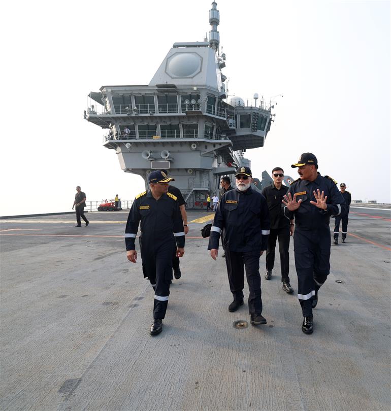 PM witnesses Steampast and Flypast at INS Vikrant on October 20, 2025.
