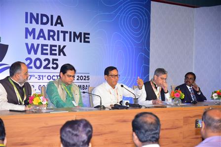 The Union Minister of Ports, Shipping and Waterways, Shri Sarbananda Sonowal, and the Minister of State for Ports, Shipping and Waterways, Shri Shantanu Thakur, addressed the Press at India Maritime Week 2025 in Mumbai.