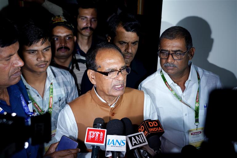 The Union Minister of Agriculture & Farmers Welfare and Rural Development, Shri Shivraj Singh Chouhan interacting with media during inauguration of the National FPO Conclave 2025, in New Delhi on October 30, 2025.
