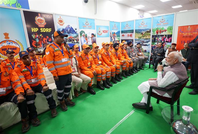 PM meeting with NDRF, SDRF & Aapda Mitra Team, in Himachal Pradesh on September 09, 2025.
