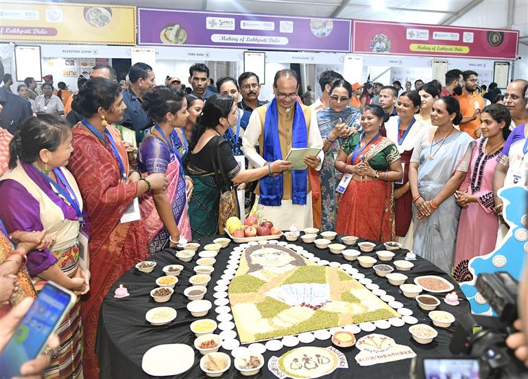 The Union Minister of Agriculture and Farmers Welfare and Rural Development, Shri Shivraj Singh Chouhan at the inauguration of Saras Aajeevika Mela 2025, in New Delhi on September 09, 2025.