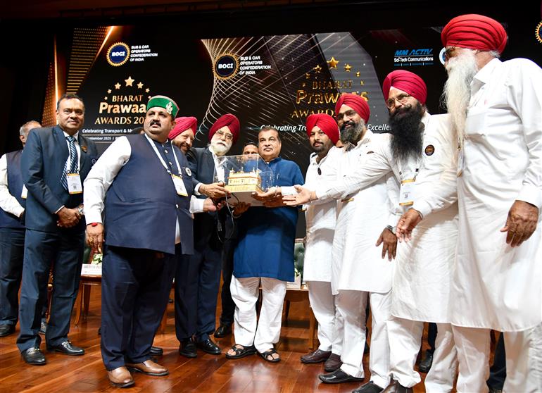 The Union Minister of Road Transport and Highways, Shri Nitin Gadkari attends the BOCI’s Bharat Prawaas Awards, in New Delhi on September 11, 2025.