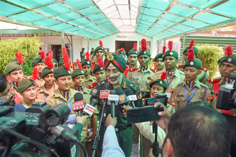 Glimpses of closing ceremony of All India Thal Sainik Camp-2025 at the DGNCC Camp, in Delhi Cantt. on September 11, 2025.