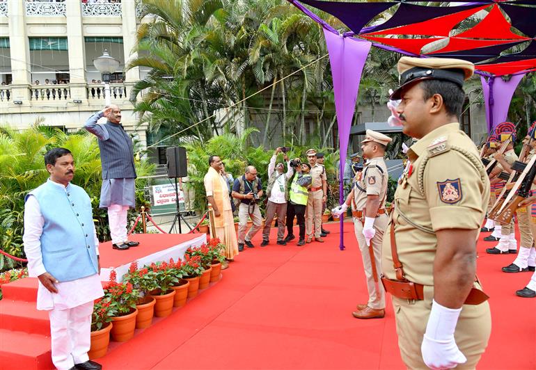 The Lok Sabha Speaker, Shri Om Birla being welcomed by Speaker of Karnataka Vidhan Sabha Assembly, Shri U.T Khadar and Deputy Speaker of the Karnataka Legislative Assembly, Shri Rudrappa Lamani guard of honour During the 11th CPA Conference of the Parliamentary Association in Bangalore, on September 11, 2025.