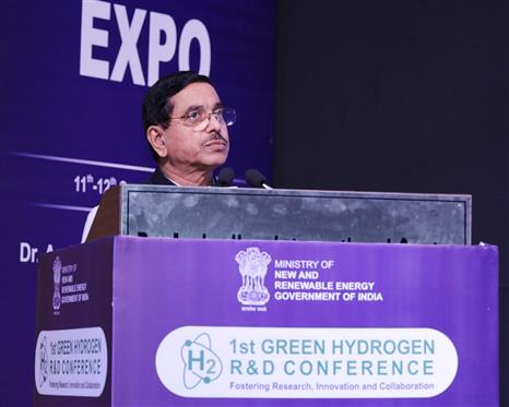  The Union Minister of Consumer Affairs, Food & Public Distribution and New & Renewable Engergy, Shri Pralhad Joshi at the First R&D Conference on Green Hydrogen 2025, in New Delhi on September 11, 2025.