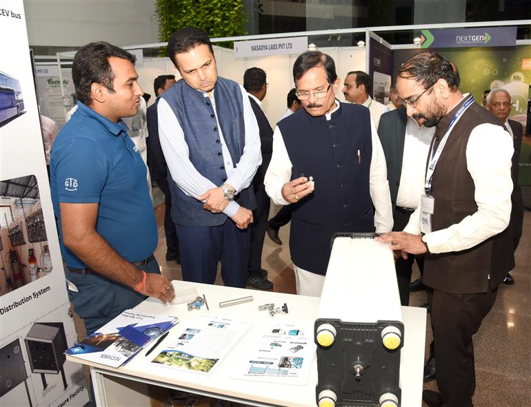 The Union Minister of State for New and Renewable Energy Shri Shripad Naik attends the valedictory session of 1st Green Hydrogen R&D Conference organised by the Ministry of New and Renewable Energy, in New Delhi on September 12, 2025.