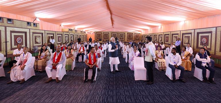 PM interacts with ABEL plant staff and bamboo farmers at Golaghat, in Assam on September 14, 2025.