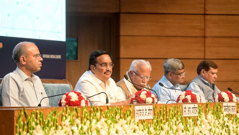 The Union Minister of Jal Shakti, Shri C R Patil and the Union Minister of Housing and Urban Affairs & Power, Shri Manohar Lal, addressing the Curtain Raiser Press Conference on Swachhta hi Seva 2025 at National Media Centre, in New Delhi on September 15, 2025.