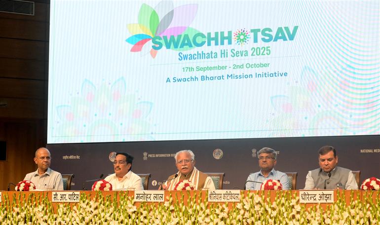 The Union Minister of Jal Shakti, Shri C R Patil and the Union Minister of Housing and Urban Affairs & Power, Shri Manohar Lal, addressing the Curtain Raiser Press Conference on Swachhta hi Seva 2025 at National Media Centre, in New Delhi on September 15, 2025.