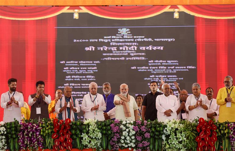 PM inaugurates and lays the foundation stone of multiple development projects at Purnea, in Bihar on September 15, 2025.  