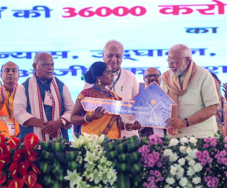 PM at the inauguration and laying the foundation stone of multiple development projects at Purnea, in Bihar on September 15, 2025. 