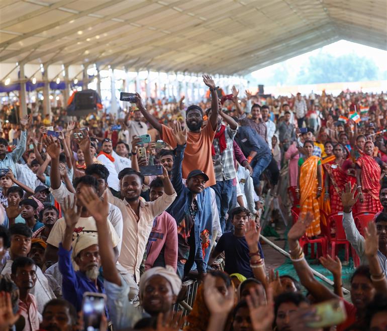Gathering at the inauguration and laying the foundation stone of multiple development projects at Purnea, in Bihar on September 15, 2025. PM addressing on the occasion.