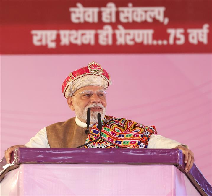 PM addressing at the foundation stone laying and launch of the various projects at Dhar, in Madhya Pradesh on September 17, 2025.