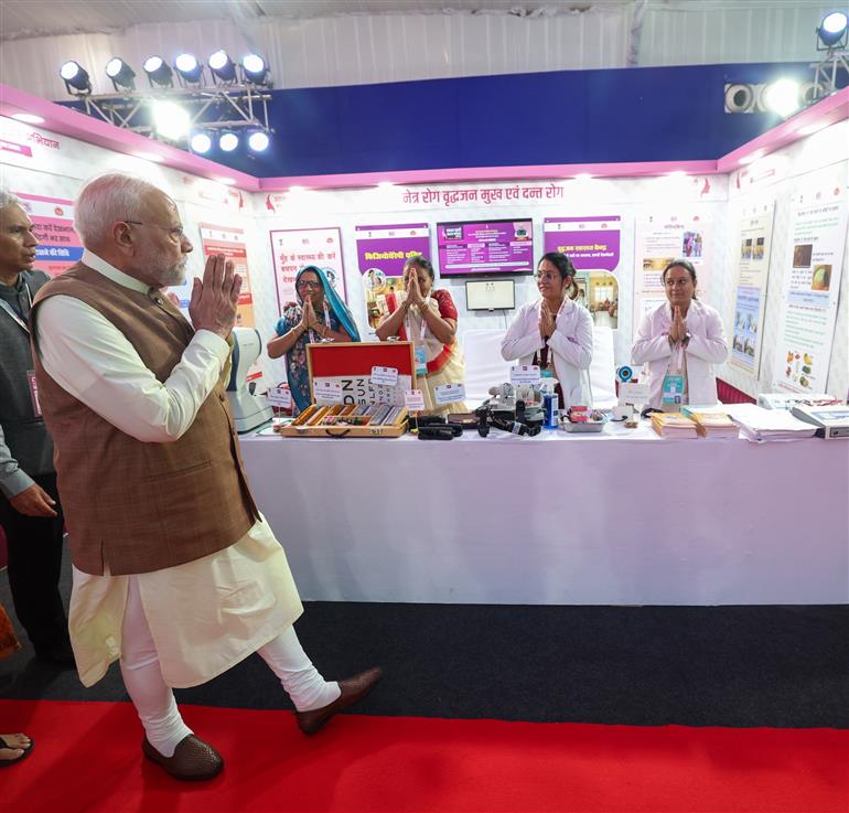 PM takes a walkthrough of Health Kiosks and PM Mitra Park Pavilion at Dhar, in Madhya Pradesh on September 17, 2025.