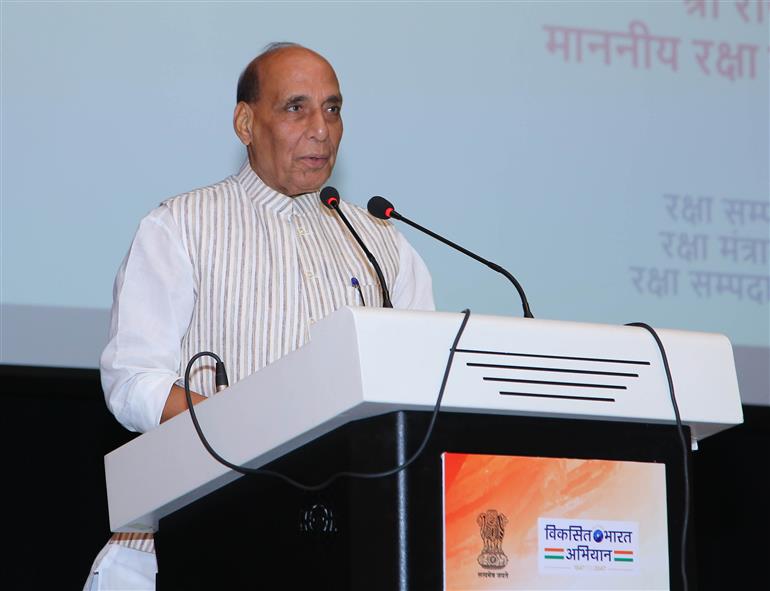 The Union Minister for Defence, Shri Rajnath Singh addressing at the ‘MANTHAN 2025’, a two-day national conference organised by the Directorate General of Defence Estates (DGDE), in New Delhi on September 18, 2025.