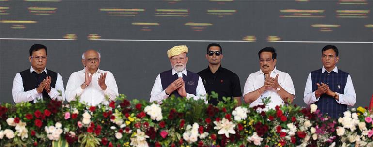 PM inaugurates and lays the foundation stone of multiple development projects during the ‘Samudra se Samriddhi’ programme at Bhavnagar, in Gujarat on September 20, 2025.