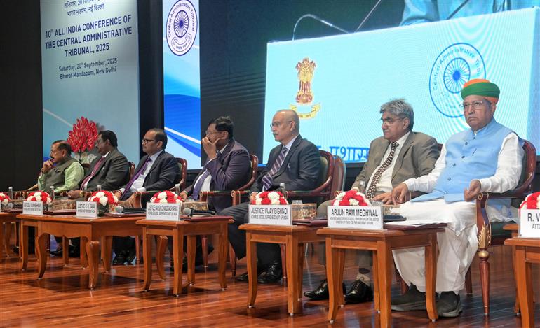 The Chief Justice of India, Justice Bhushan Ramkrishna Gavai, the Minister of State for Science & Technology (Independent Charge), Earth Sciences (Independent Charge), Prime Minister’s Office, Personnel, Public Grievances & Pensions, Atomic Energy and Space, Dr. Jitendra Singh and the Minister of State (Independent Charge) for Law and Justice & Parliamentary Affairs, Shri Arjun Ram Meghwal at the 10th All India Conference of the Central Administrative Tribunal 2025 at Bharat Mandapam, in New Delhi on September 20, 2025.