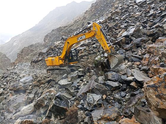 Project Vijayak of the Border Roads Organisation (BRO) celebrated its 15th Raising Day at Kargil, in Ladakh on September 21, 2025.