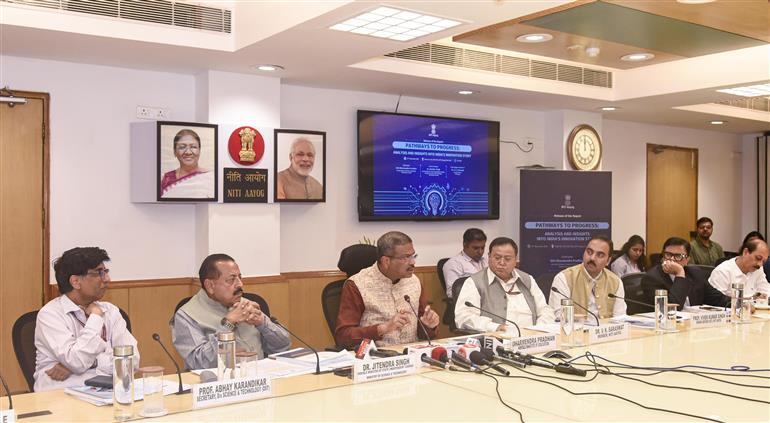 The Union Minister of Education, Shri Dharmendra Pradhan addressing at the release of Report on “Pathways to Progress: Analysis and Insights into India’s Innovation Story”, in New Delhi on September 23, 2025.