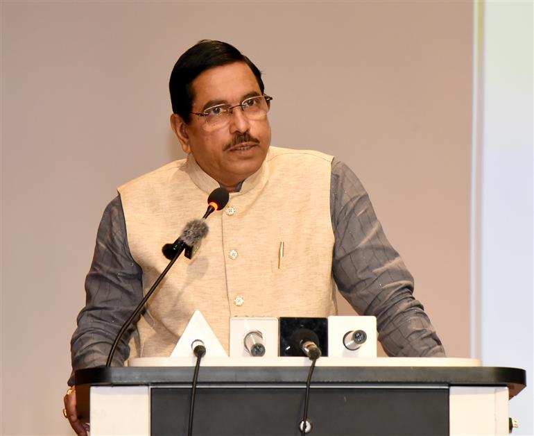 The Union Minister of Consumer Affairs, Food & Public Distribution and New & Renewable Engergy, Shri Pralhad Joshi addressing the gathering at the release of report on Solar PV Potential Assessment in India (Ground Mounted) & inauguration of Training Programme on Solar Cell and Module Manufacturing course organised by National Institute of Solar energy & Ministry of New and Renewable Energy, in New Delhi on September 23, 2025.