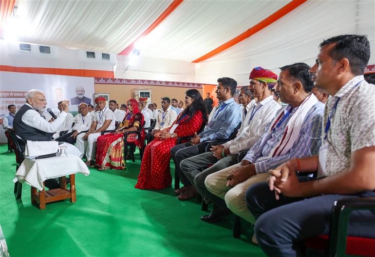 PM interacts with PM Kusum beneficiaries in Banswara, Rajasthan on September 25, 2025.