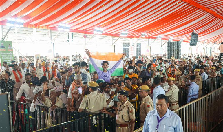 PM receives a warm welcome during the foundation stone laying and inauguration of the various projects at Banswara, in Rajasthan on September 25, 2025.