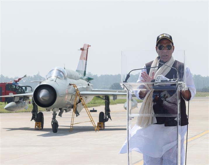 The Union Minister for Defence, Shri Rajnath Singh addressing the Decommissioning Ceremony of Mig-21, in Chandigarh on September 26, 2025. 