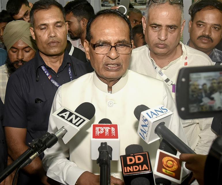 The Union Minister of Agriculture & Farmers Welfare and Rural Development, Shri Shivraj Singh Chouhan interacting with media during the visit of the stalls set up by FPOs from various states of the country at World Food India 2025, in Bharat Mandapam, New Delhi on September 26, 2025.