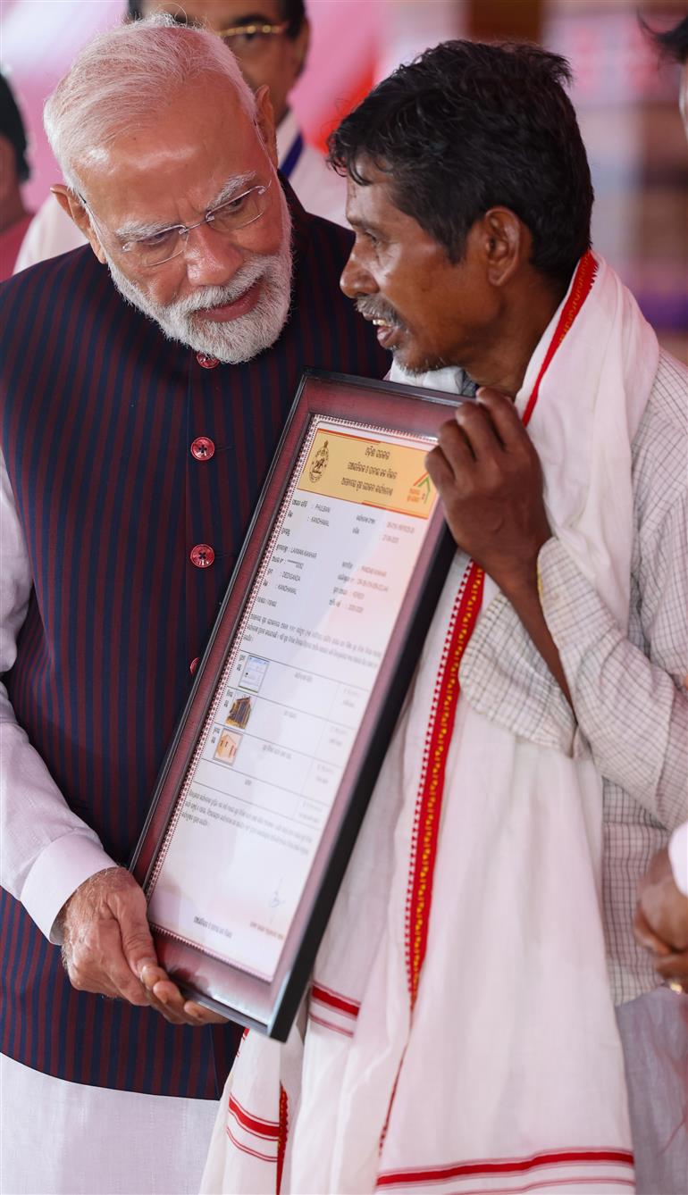PM at the foundation stone laying and inauguration of multiple development projects at Jharsuguda, in Odisha on September 27, 2025.