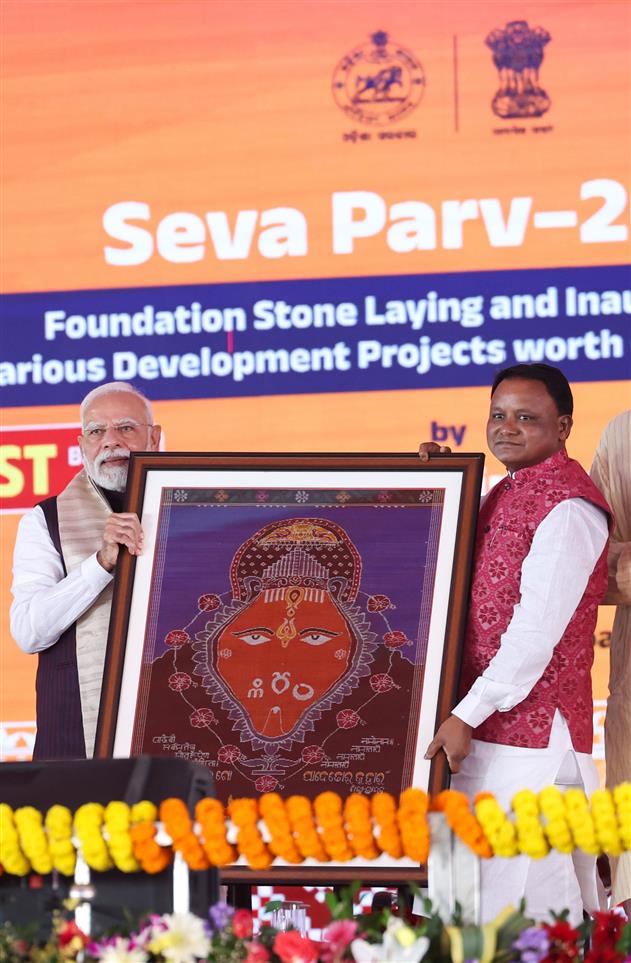 PM at the foundation stone laying and inauguration of multiple development projects at Jharsuguda, in Odisha on September 27, 2025.