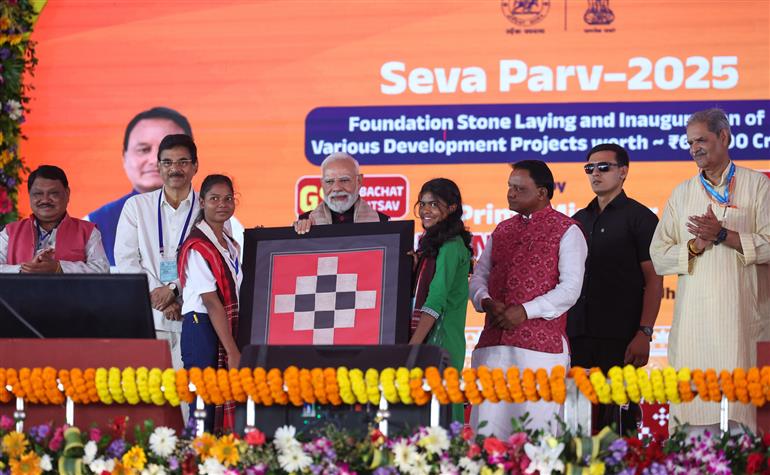 PM at the foundation stone laying and inauguration of multiple development projects at Jharsuguda, in Odisha on September 27, 2025.
