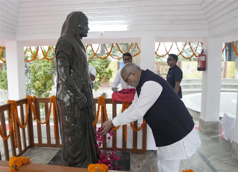 The Vice-President of India, Shri C. P. Radhakrishnan visited Bhitiharwa Gandhi Ashram at West Champaran, in Bihar on April 04, 2026.