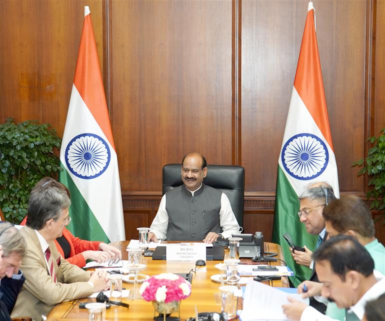 फ्रांस की सीनेट के 